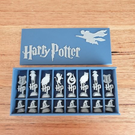 Harry Potter Chess set and display box