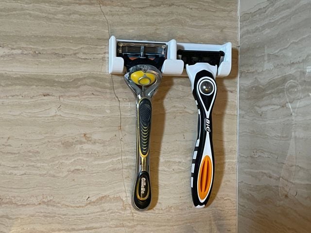 Gillette holder