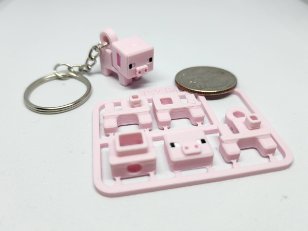 Minecraft-inspired Pig Mini Figure Kit / Keychain