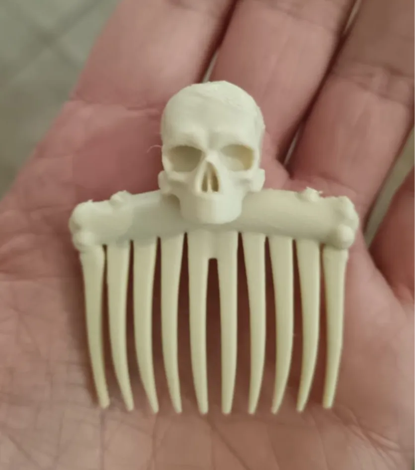 Skeletal Hair Comb 001