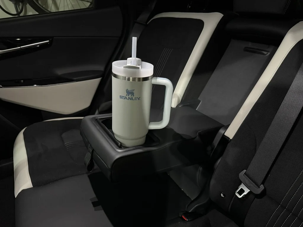 KIA EV6 Enlarged Rear Cup Holder Slide