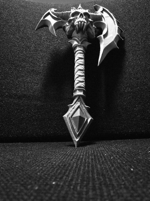 Shadowmourne  based on  World of Warcraft Axe